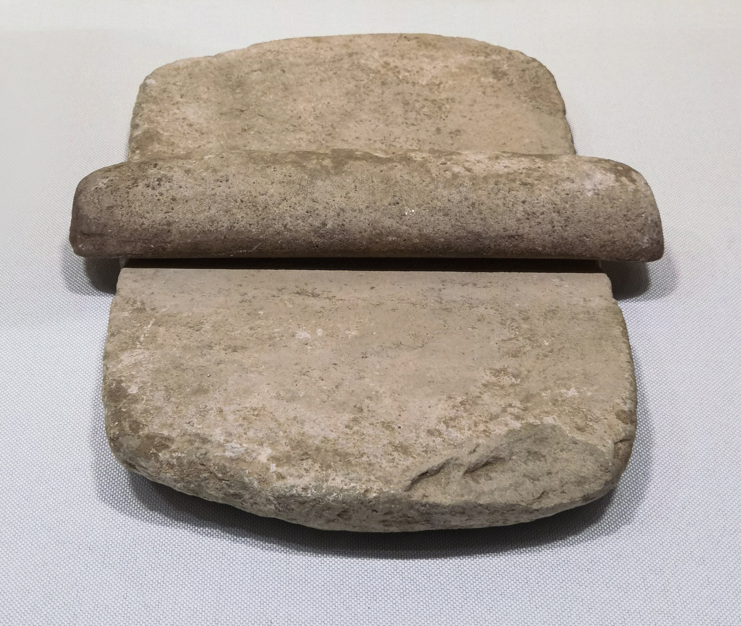新石器时代:石磨盘,磨棒