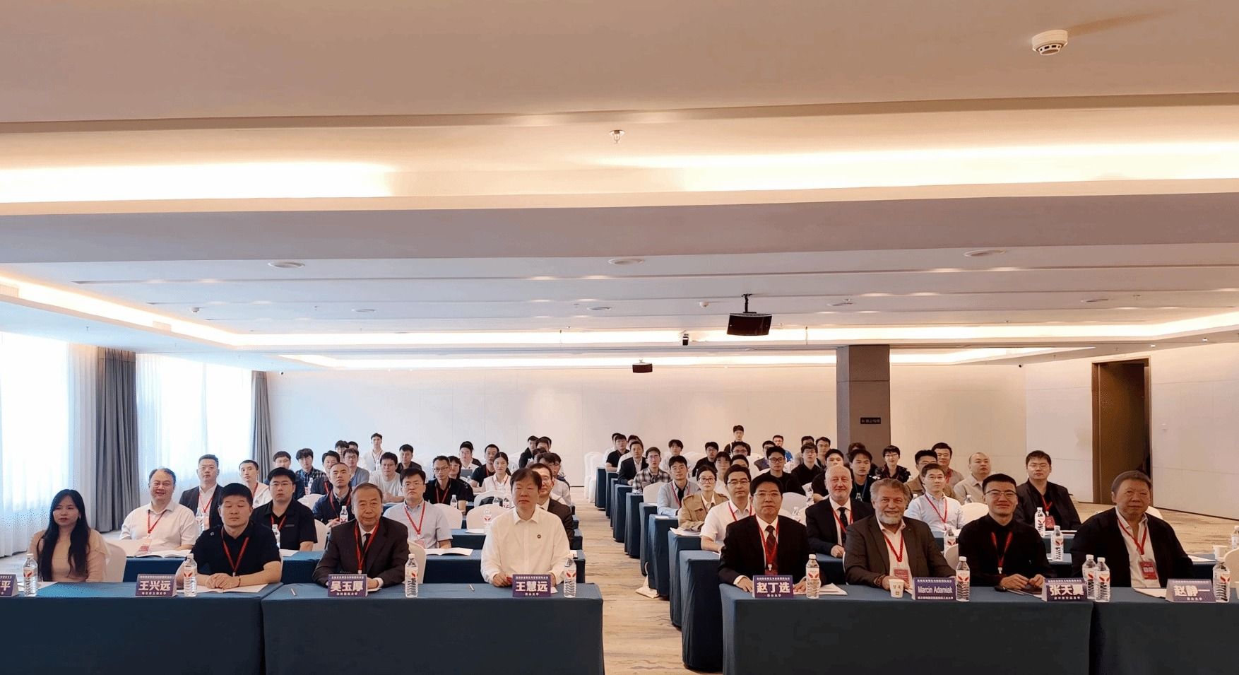 首届高端装备研究与创新国际会议（ICAERI 2026）在燕山大学召...