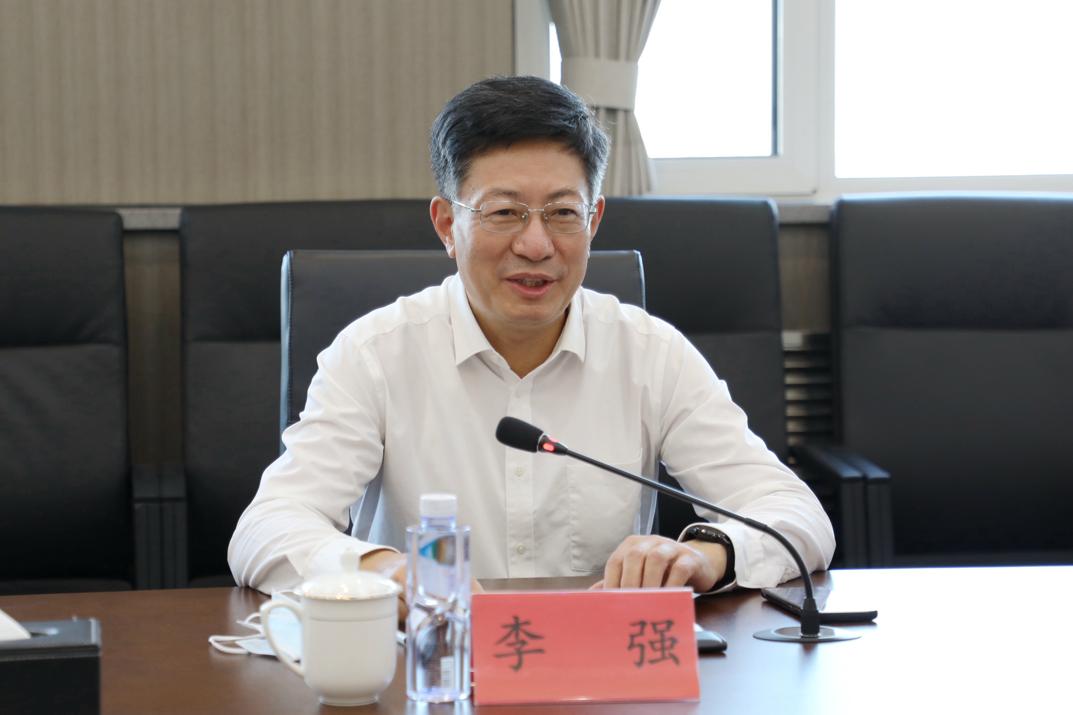 河北工业大学党委书记李强,校长韩旭一行来校调研