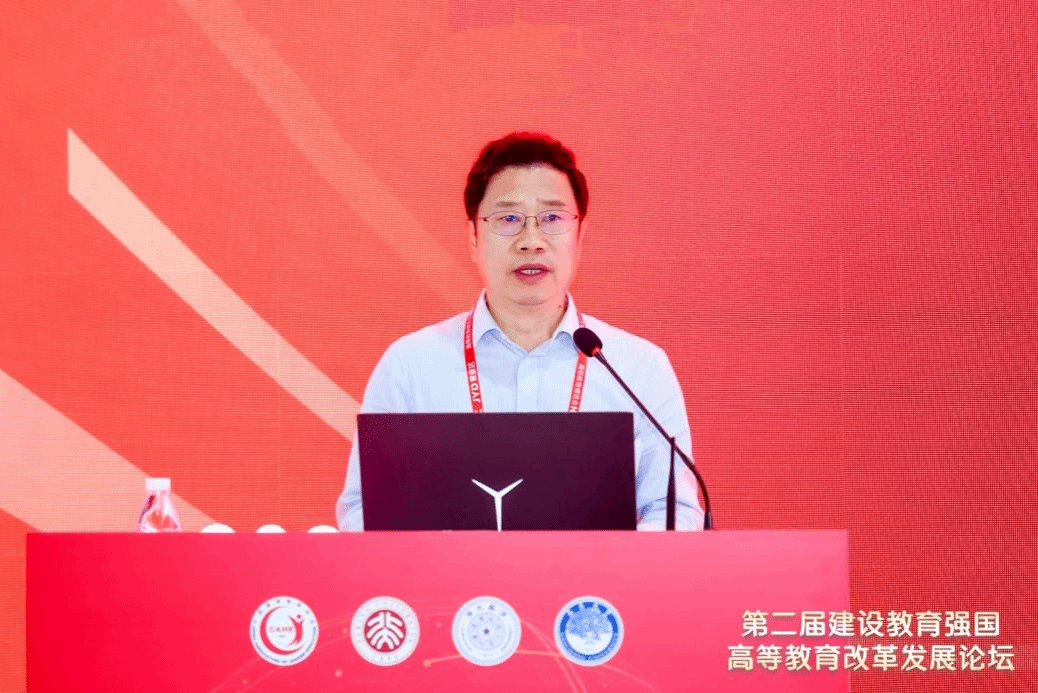 燕山大学党委书记赵险峰应邀出席第64届高等教育博览会暨第二...