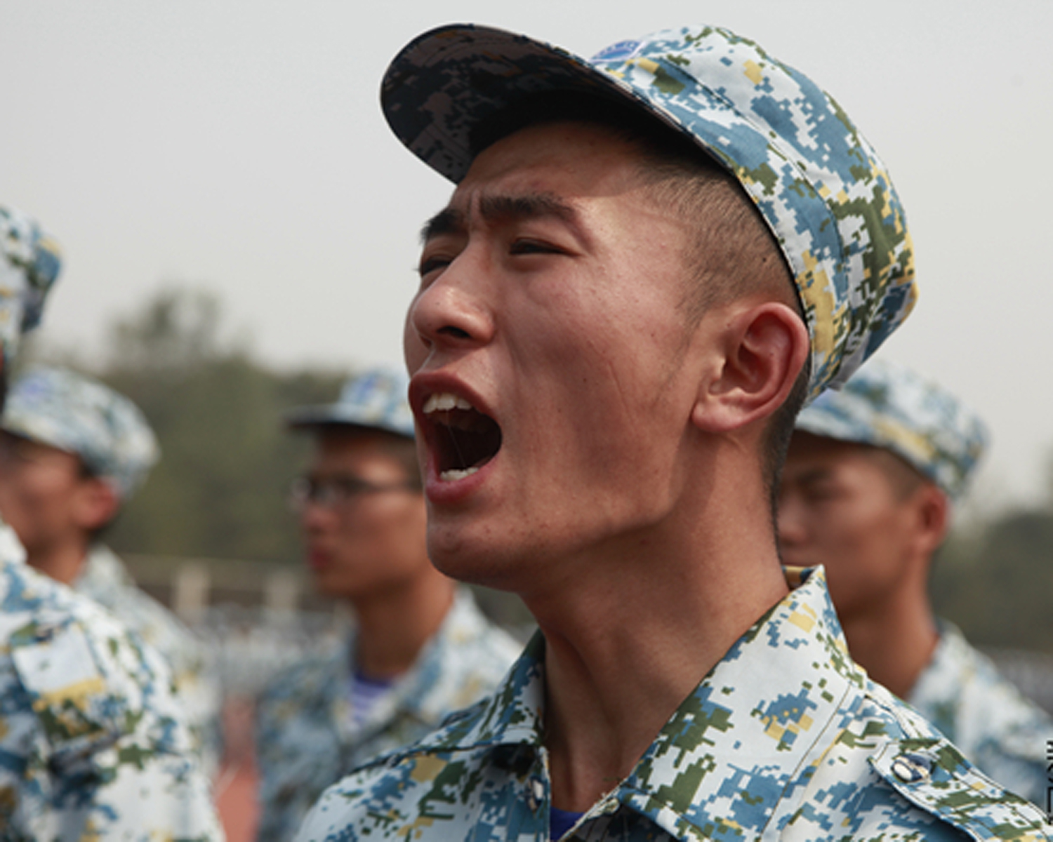 迷彩军训，无悔青春